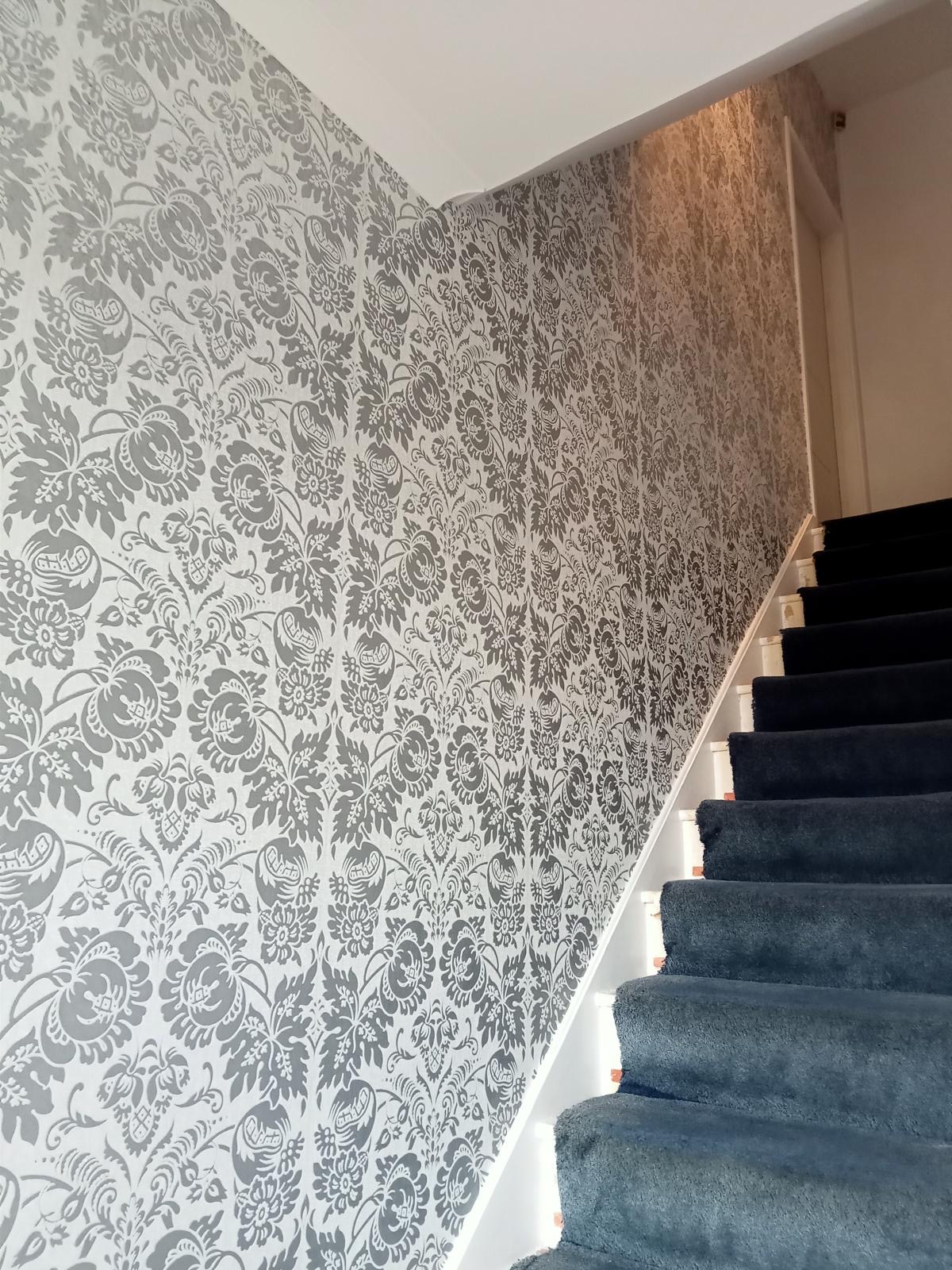wallpaper hanging Charlton, SE7